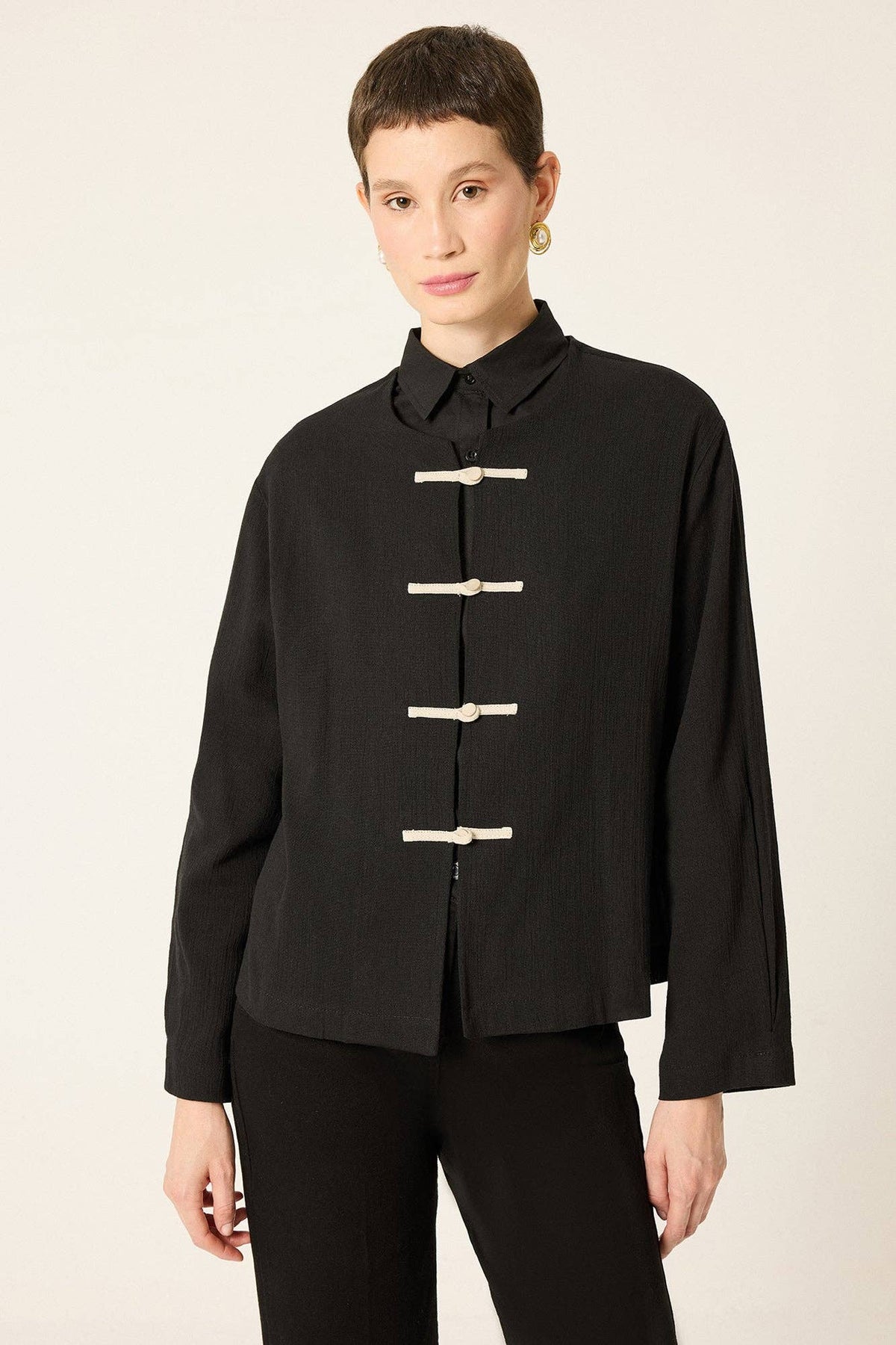 Textured Bow Detail Jacket – Minimal Chic Lightweight Layer: Black / L