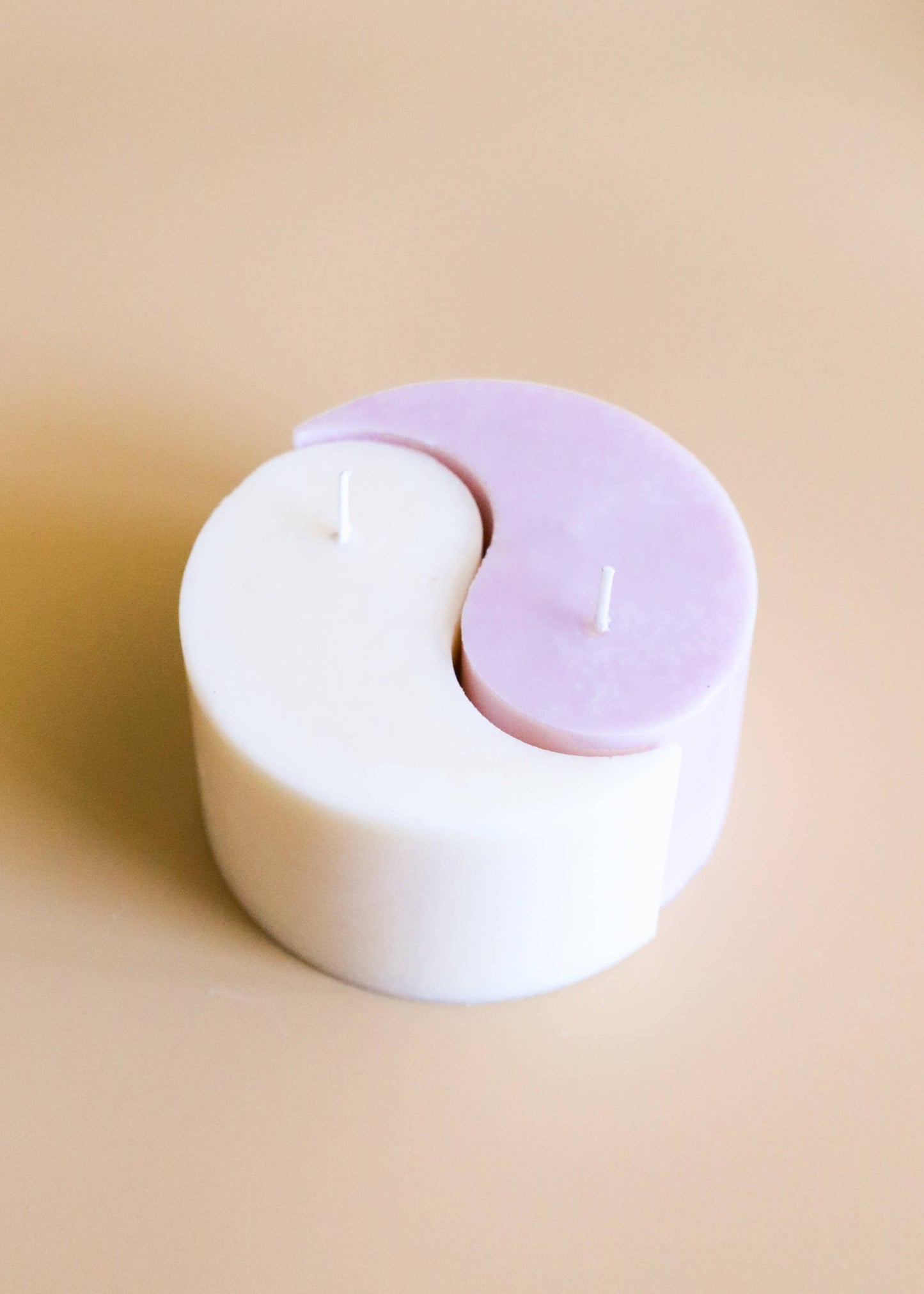 Yin Yang Molded Candle - Lavender