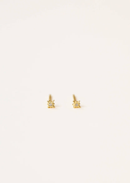 Tiny Stud - Star - Earring